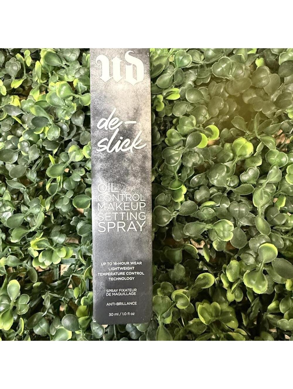 🖤 Urban Decay De-Slick Oil Control Setting Spray – Mini 1 oz
